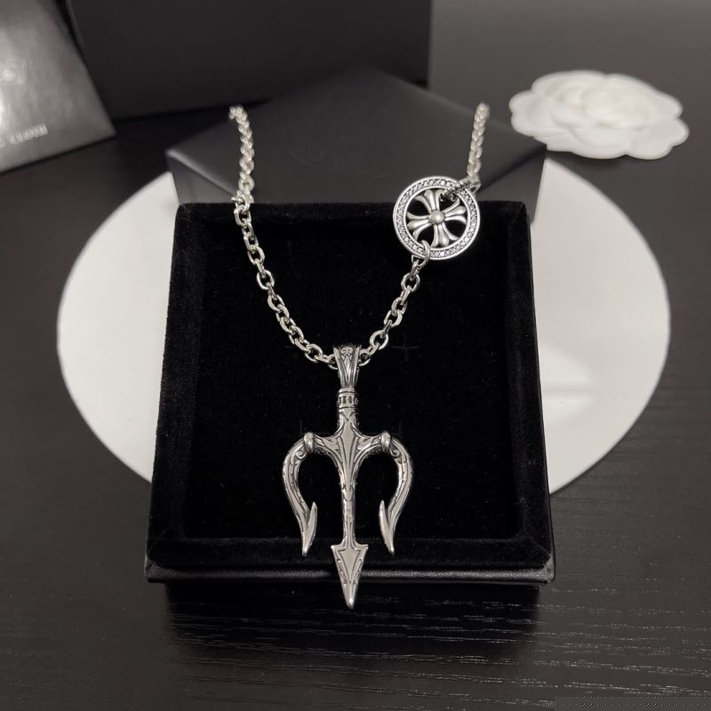 Ch**me He**ts necklaces